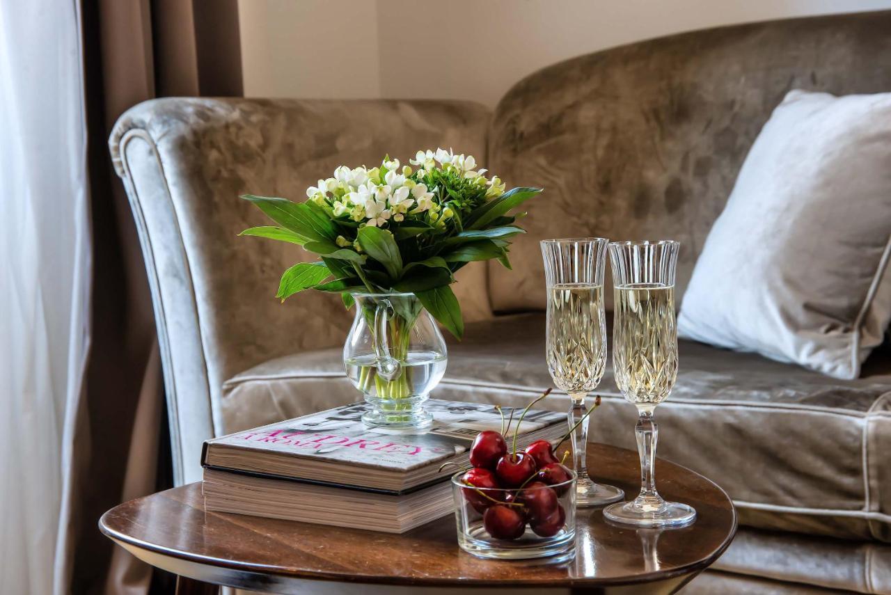 Relais Rione Ponte Hotel โรม ภายนอก รูปภาพ