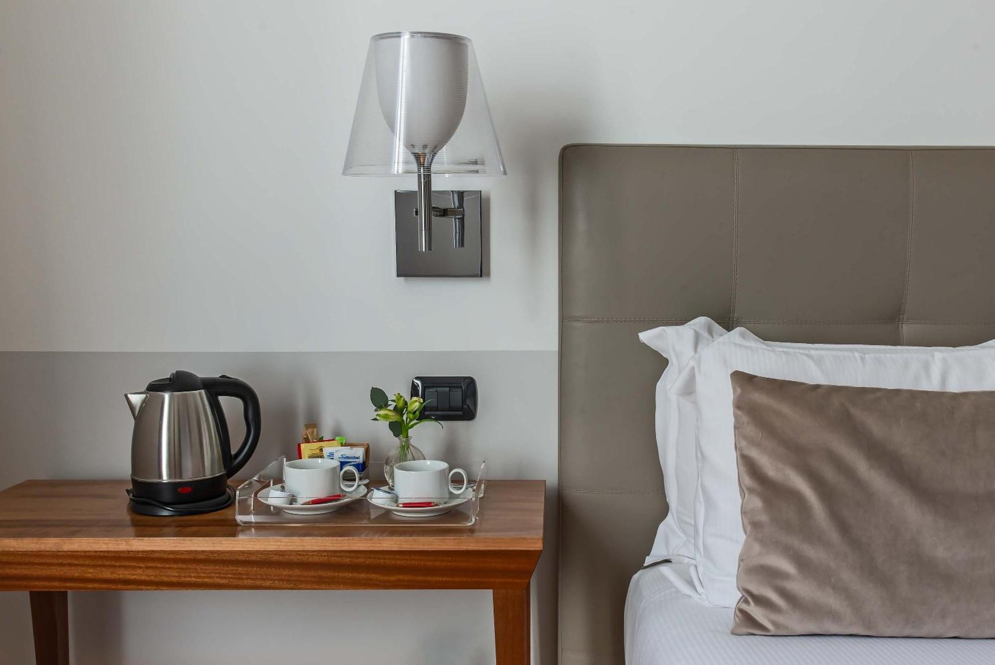Relais Rione Ponte Hotel โรม ภายนอก รูปภาพ